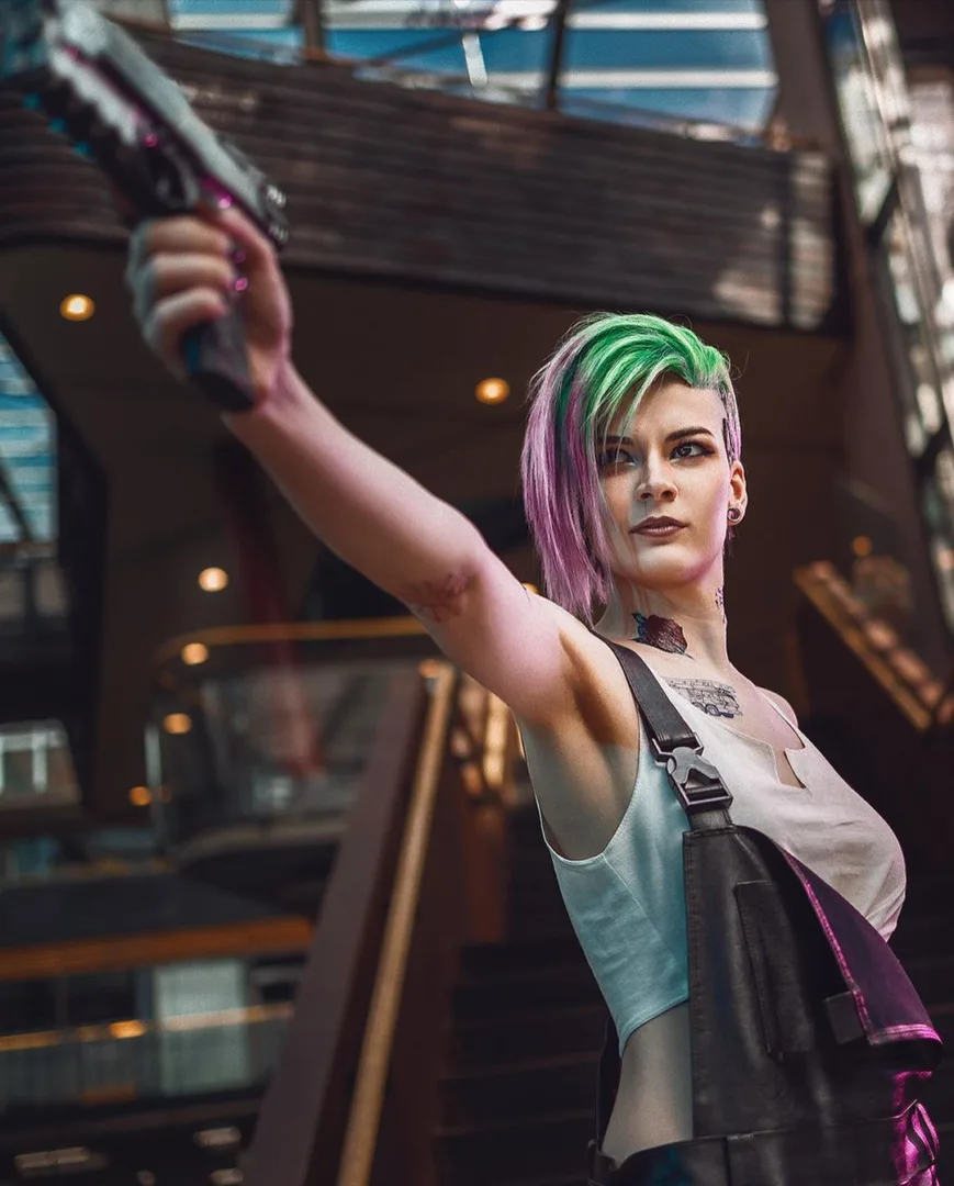 Model does faithful cosplay of Judy from Cyberpunk 2077 - Save State